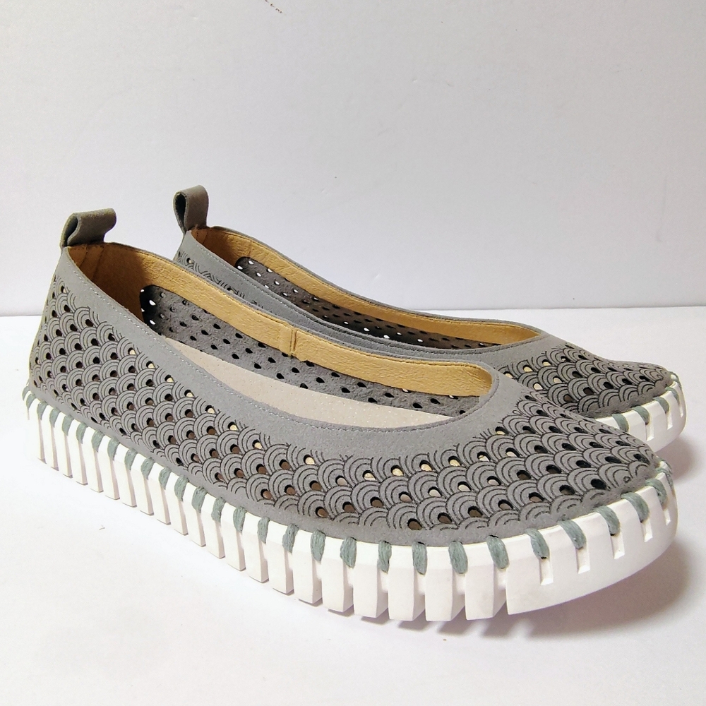 Ilse Jacobsen Women's Tulip Perforated Slip-on Casual comfort Ballet Flats Grey